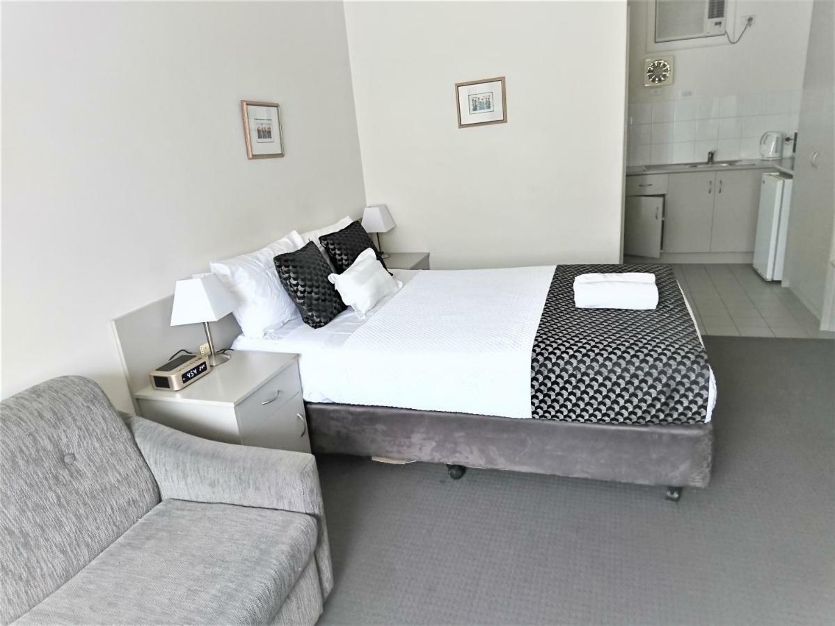 Glenelg Beach Gateway Studio Apartment Екстериор снимка